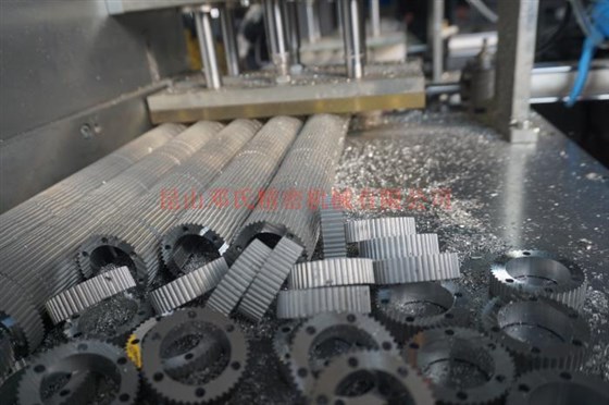 全自動切鋁機 全自動切鋁機